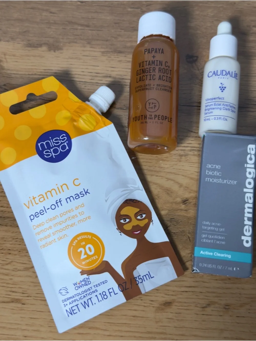 Skincare Bundle Vitamin C, Acne Care, Exfoliating Mask Dermalogica Claudalie